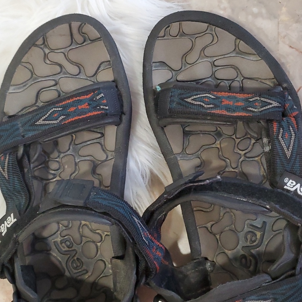Teva black sandals size 9 - Picture 12 of 12